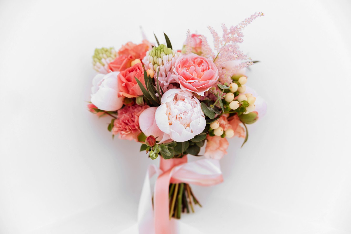 Wedding flowers, bridal bouquet closeup.